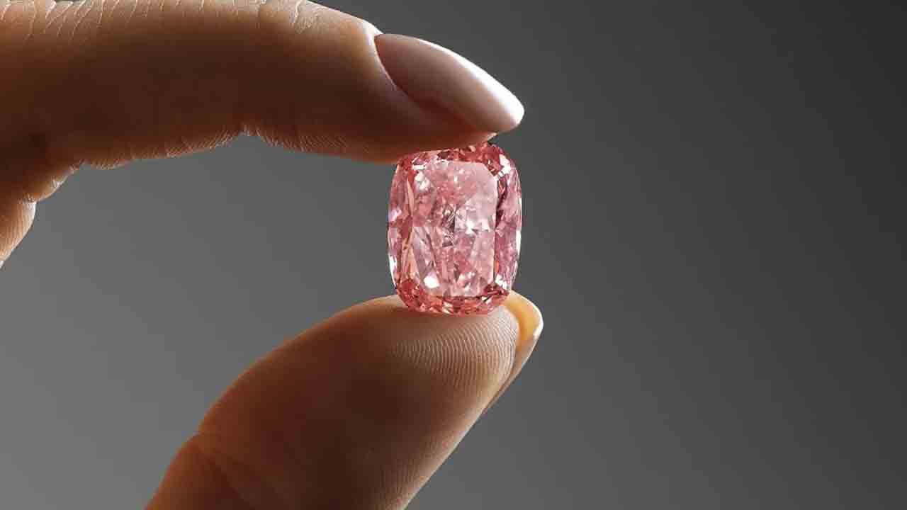 ప్రపంచంలోనే అత్యంత ఖరీదైన వజ్రాలు ఏవో తెలుసా..?