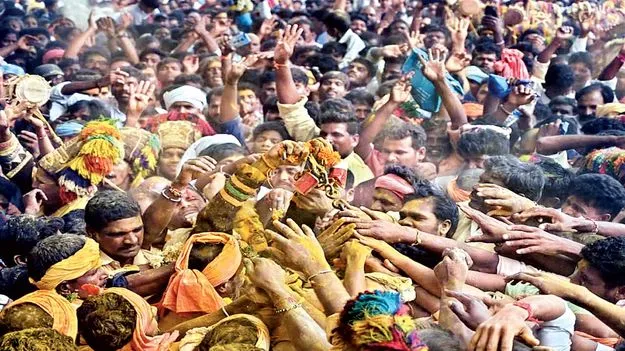 దేవరగట్టుపై శివనాదం