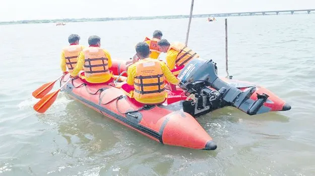 పుష్కర ఘాట్‌ వద్ద మాక్‌ డ్రిల్‌