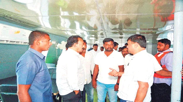 భక్తులకు అన్ని సదుపాయాలు కల్పించాలి 