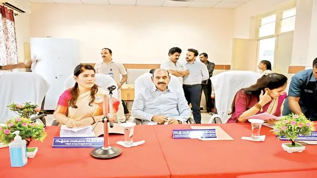 మెరుగైన వైద్య సేవలు అందించాలి 