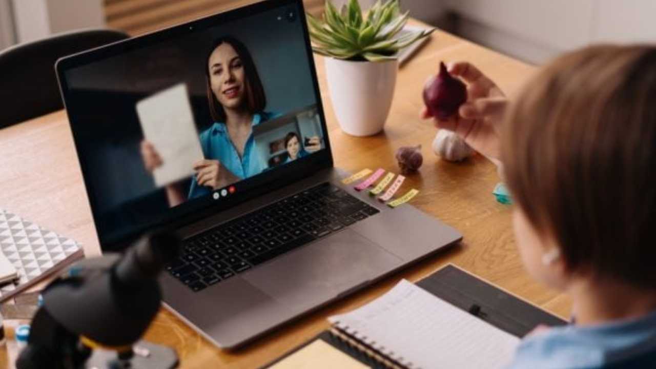 Study Hacks: ఆన్‌లైన్ క్లాసులు వింటున్నారా? ఈ టిప్స్‌తో మెరుగైన ఫలితాలు