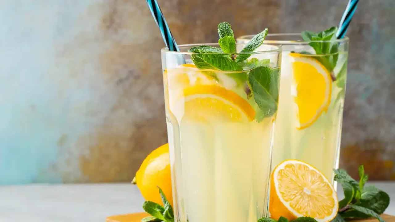 kidney Stones: కిడ్నీలో రాళ్లు ఉన్నాయా..? అయితే ఇవి తినండి.. 