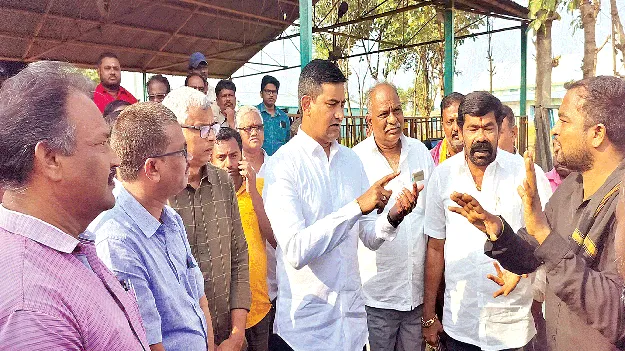   అయ్యప్పస్వామి పూజలకు ఏర్పాట్లు చేయండి