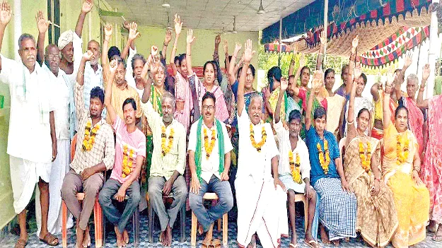 మా పోరాటం ఎవరికీ పట్టడం లేదు