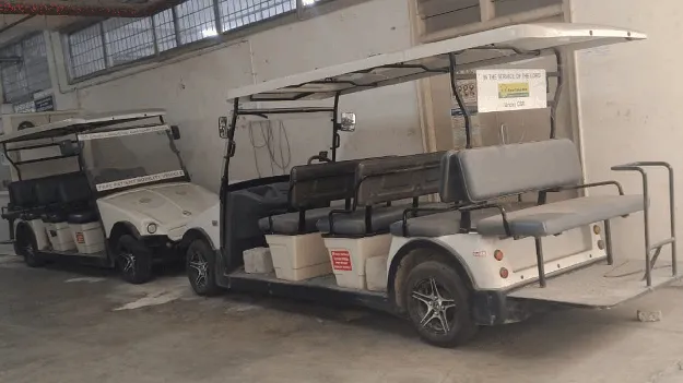 ఈ బ్యాటరీ బండ్లు బయటకు తీయండి సారూ!