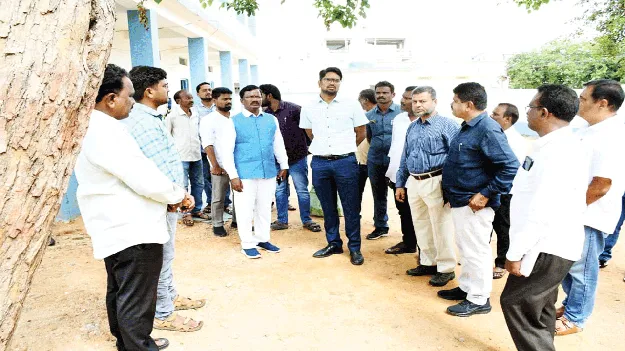 వంద శాతం ఉత్తీర్ణత సాధించాలి 