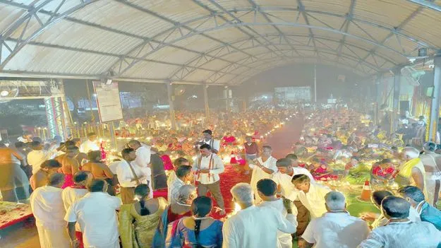 కనుల పండుగగా కోటి దీపోత్సవం