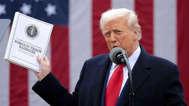 Trumps Tariff War: మార్కెట్‌కు ట్రంప్‌ సుంకాల పోటు