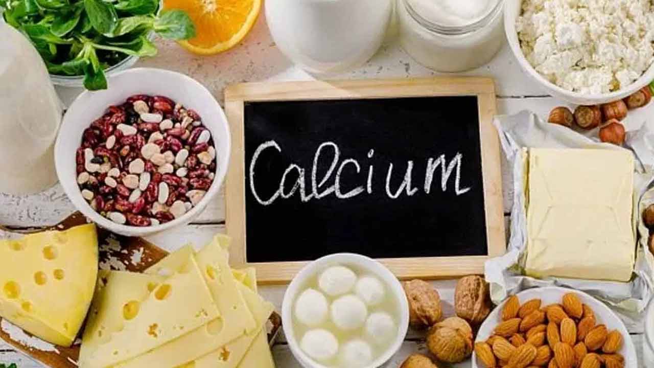 kidney Stones: కిడ్నీలో రాళ్లు ఉన్నాయా..? అయితే ఇవి తినండి.. 