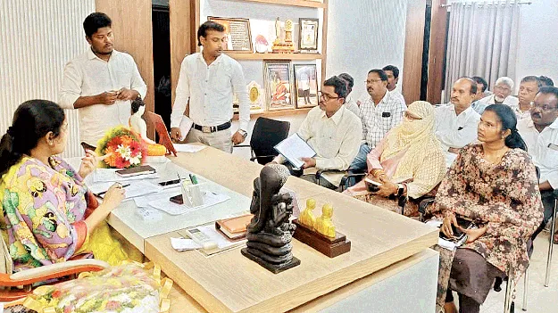 ప్రమాదాలు జరగకుండా చర్యలు తీసుకోండి