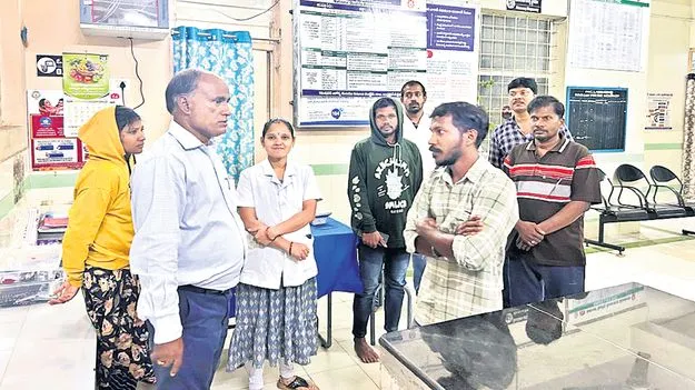 ఉద్యోగులు సమయ పాలన పాటించాలి