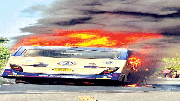 ఒడిశా ఆర్టీసీ బస్సు దగ్ధం