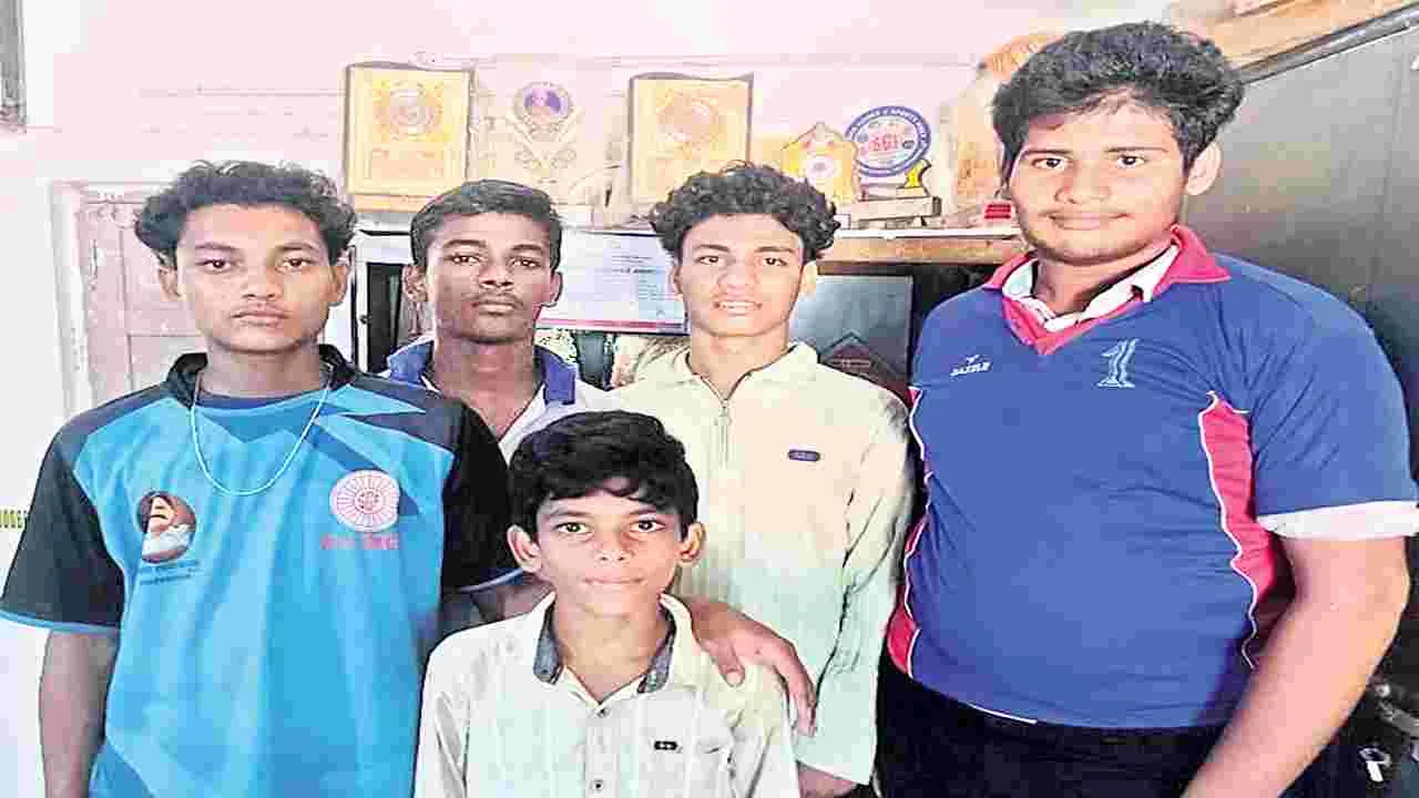 రాష్ట్రస్థాయి జూడో, కుస్తీ పోటీలకు కశింకోట విద్యార్థులు ఎంపిక