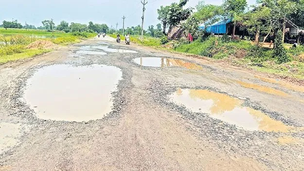 ఎన్నాళ్లీ కష్టాలు!