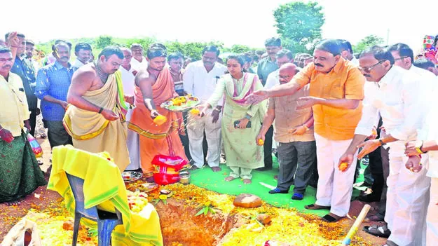 MLA: వెలుగులు నింపాలని..