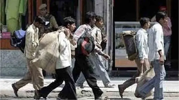 Staff Neglected in MGNREGS: ఉపాధి సిబ్బందిపై ఉదాసీనత