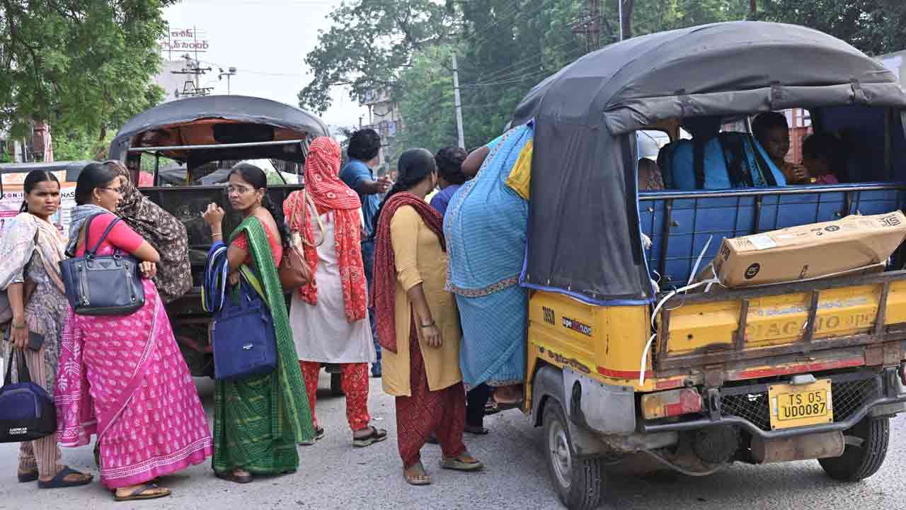 BC JACs Bandh: నల్గొండలో బీసీ సంఘాల బంద్ విజయవంతం.. 