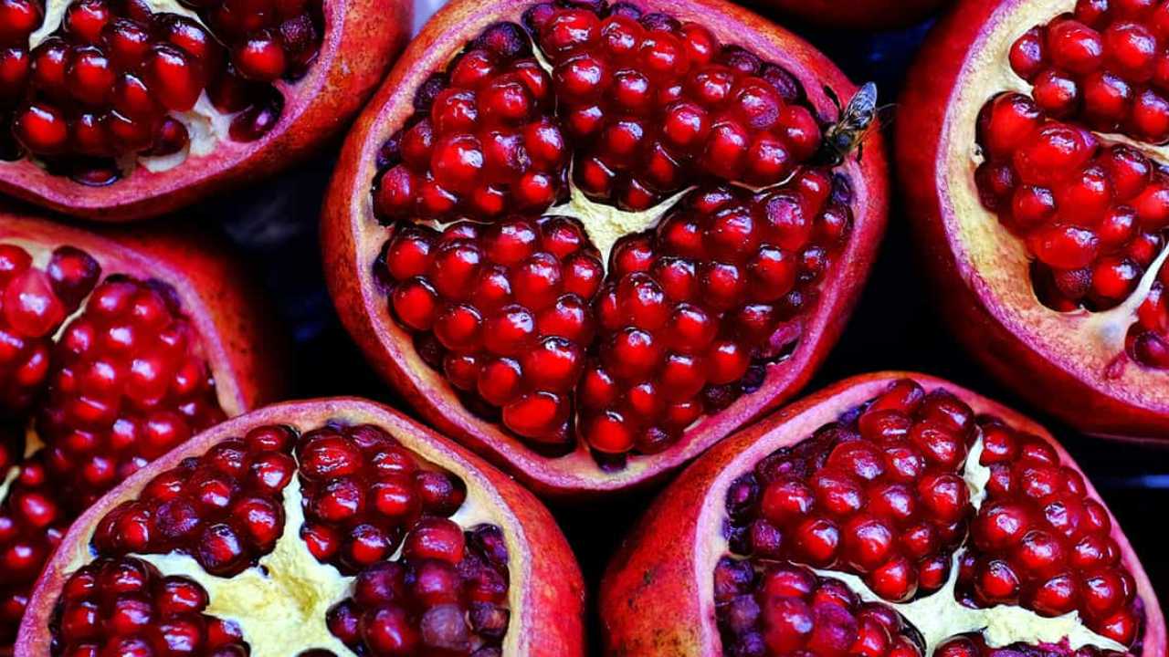 Fruits For Pregnent Women : ప్రెగ్నెంట్ మహిళలు తప్పనిసరిగా తినాల్సిన పండ్లు ఇవే