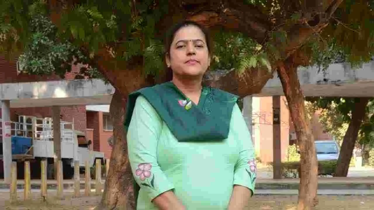 Professor Kiran for Disabled Students: ఈ అంధ ప్రొఫెసర్‌... దివ్యాంగ విద్యార్థుల మార్గదర్శి 