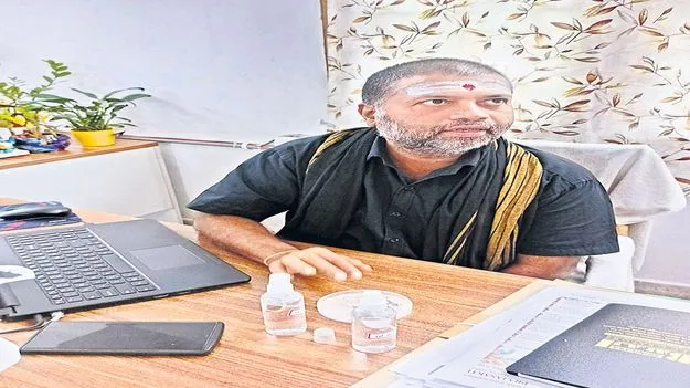 రేషన్‌ అక్రమాలకు చెక్‌