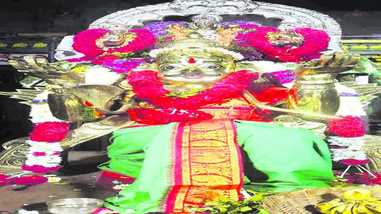 GOD: చెన్నకేశవస్వామికి గరుడసేవ 