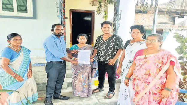 బాల్య వివాహ ప్రయత్నాన్ని అడ్డుకున్న అధికారులు