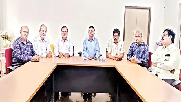 ఆర్‌యూ స్నాతకోత్సవానికి ఏర్పాట్లు