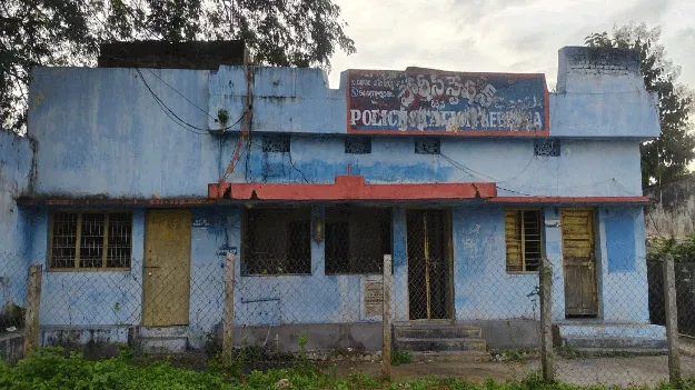 kumaram bheem asifabad- శిథిలావస్థలో గ్రంథాలయం