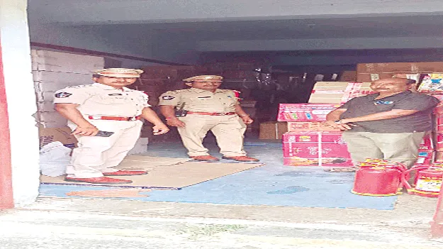  అనుమతి లేకుండా బాణసంచా విక్రయించవద్దు