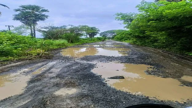   11 రోడ్లు.. రూ.30.18 కోట్లు