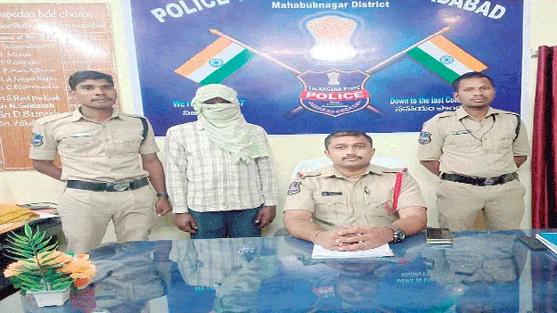 అమాయకులే లక్ష్యం