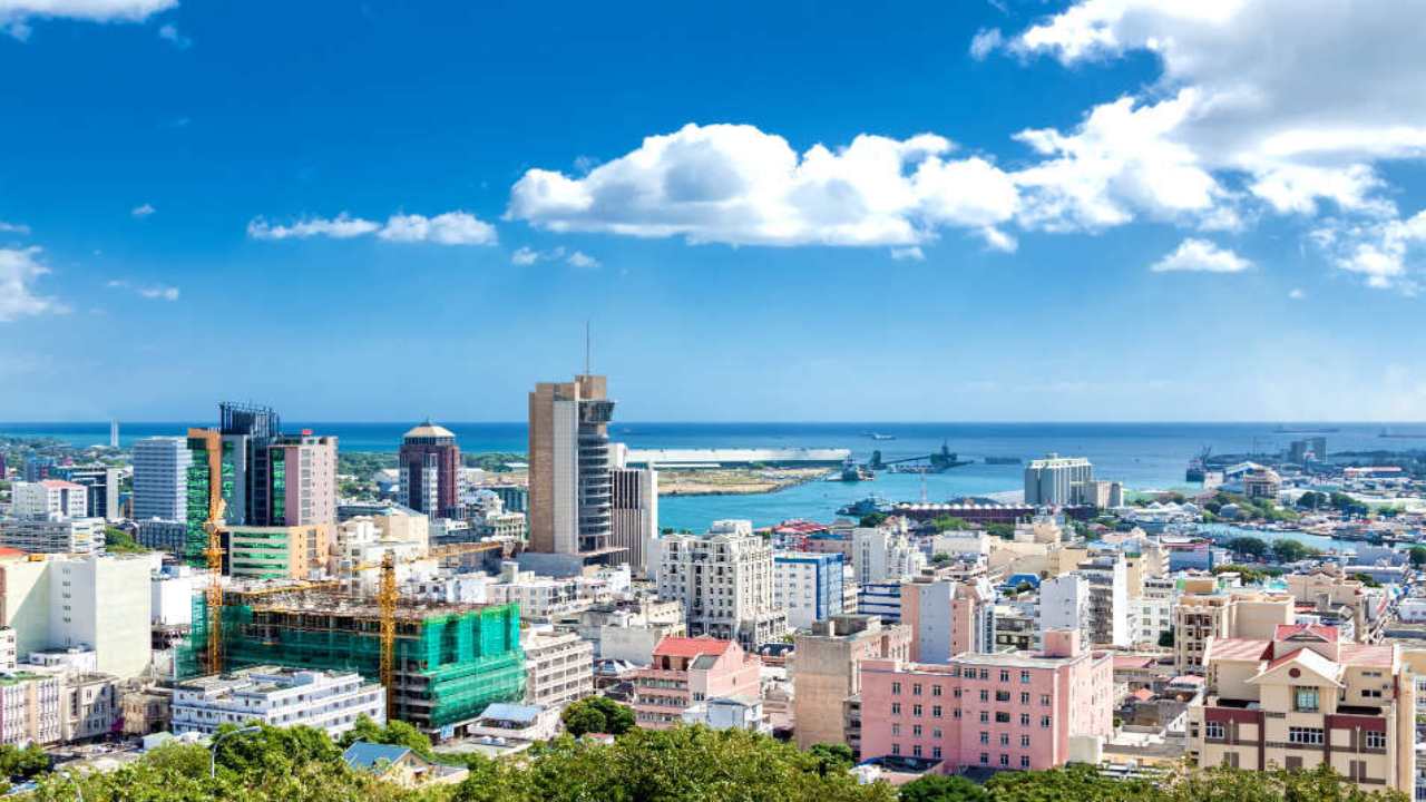 Fighter Jets: ఈ దేశాల వాయుసేనల్లో ఫైటర్ జెట్స్ లేవని తెలుసా?