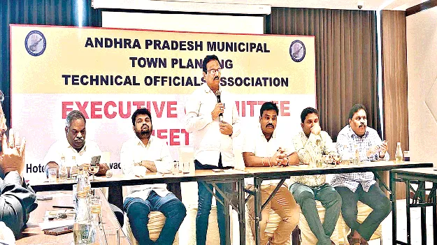   అభివృద్ధిలో టౌన్‌ప్లానింగ్‌ కీలకం