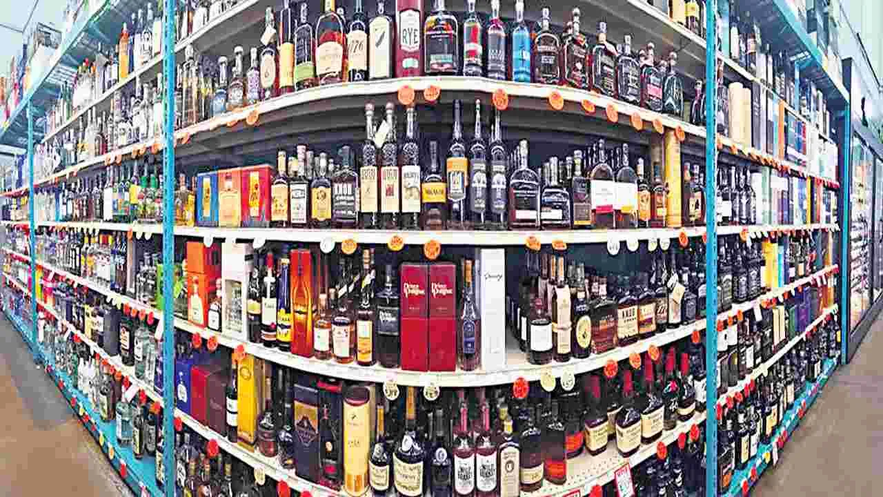 బెల్ట్‌ తీస్తారట!