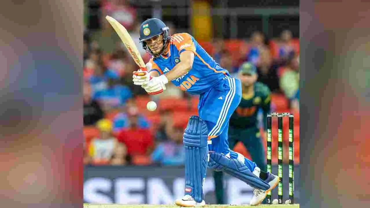 IND VS AUS: ముగిసిన భారత్ బ్యాటింగ్.. ఆసీస్ టార్గెట్ ఎంతంటే?