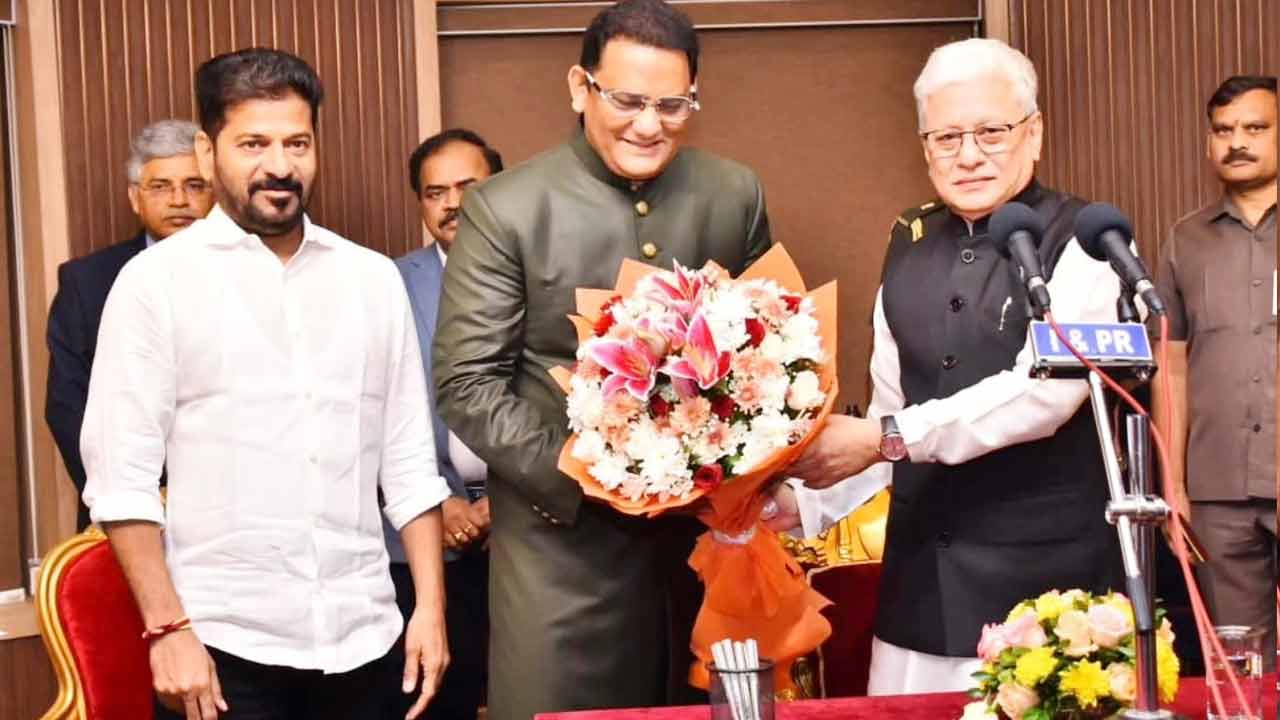 Azharuddin: తెలంగాణ మంత్రిగా అజారుద్దీన్ ప్రమాణ స్వీకారం 