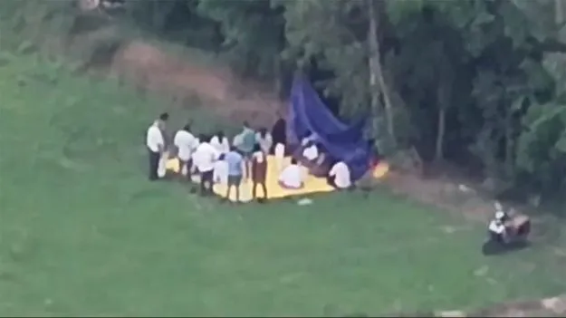 డ్రోన్లున్నాయ్‌.. జాగ్రత్త 