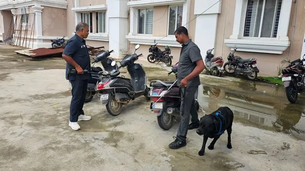 తిరుపతి కలెక్టరేట్‌కు మళ్లీ బాంబు బెదిరింపు 