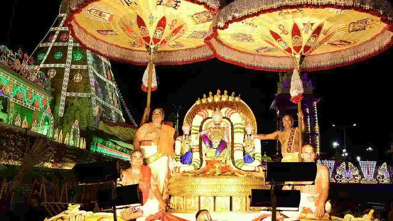 Tirumala Brahmotsavam 2025: నేటి నుంచే శ్రీవారి సాలకట్ల బ్రహ్మోత్సవాలు.. తిరుమలకు సీఎం చంద్రబాబు..