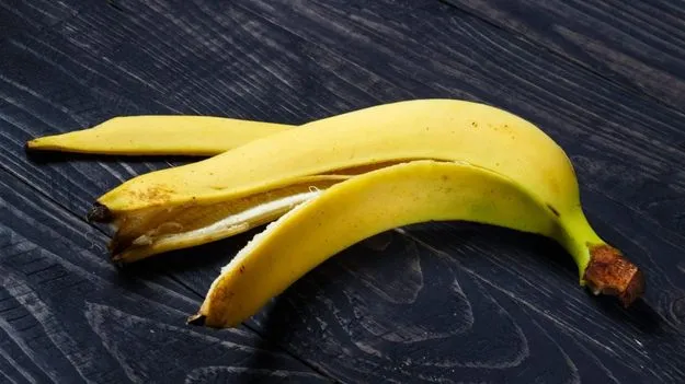 Uses of Banana Peel: అరటి తొక్కలను ఇలా వాడితే అద్భుతమైన ఫలితాలు