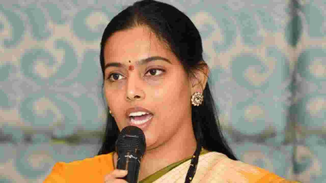 By Elections In Jubilee Hills: జూబ్లీహిల్స్ ఉప ఎన్నిక.. స్పందించిన బండారు విజయలక్ష్మీ