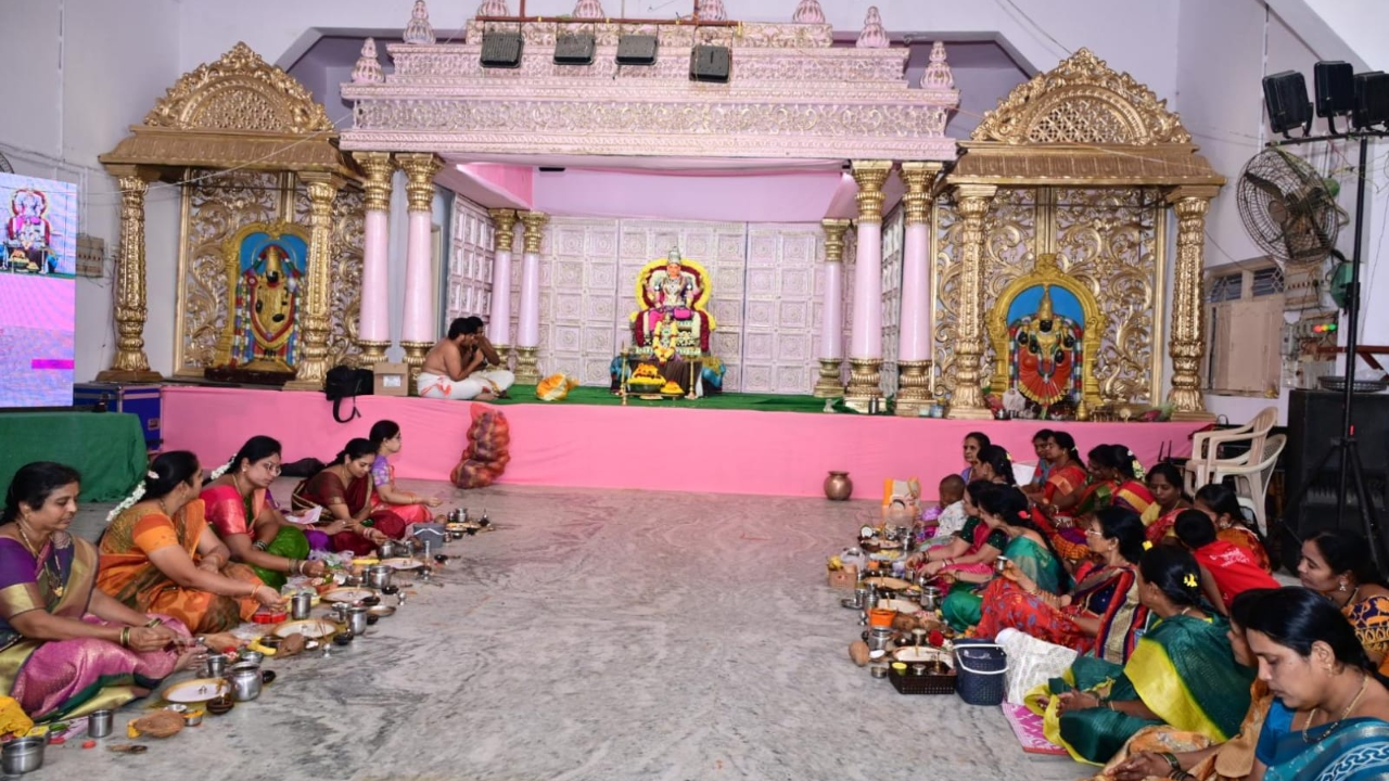 Wanaparthy: వనపర్తిలో ఘనంగా ప్రారంభమైన నవరాత్రి ఉత్సవాలు