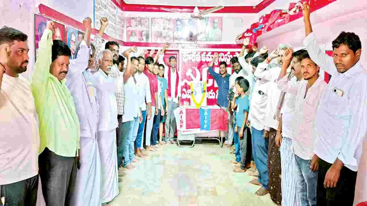 భగత్‌సింగ్‌కు ఘన నివాళి