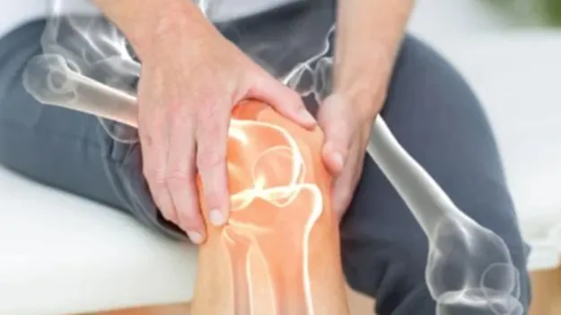 Causes of Weak Bones: బలహీనమైన ఎముకలకు కారణమేంటి? ఈ ముఖ్య విషయాలు తప్పక తెలుసుకోండి!