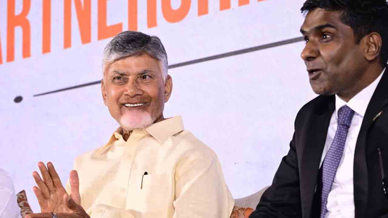 CM Chandrababu Tour In Dubai: దుబాయ్‌లో సీఎం చంద్రబాబు తొలి రోజు పర్యటన.. 