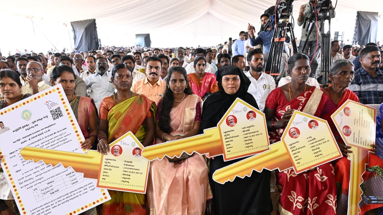 CM Chandrababu: ప్రతి కుటుంబంలో ఒక పారిశ్రామికవేత్త తయారు కావాలి: సీఎం చంద్రబాబు