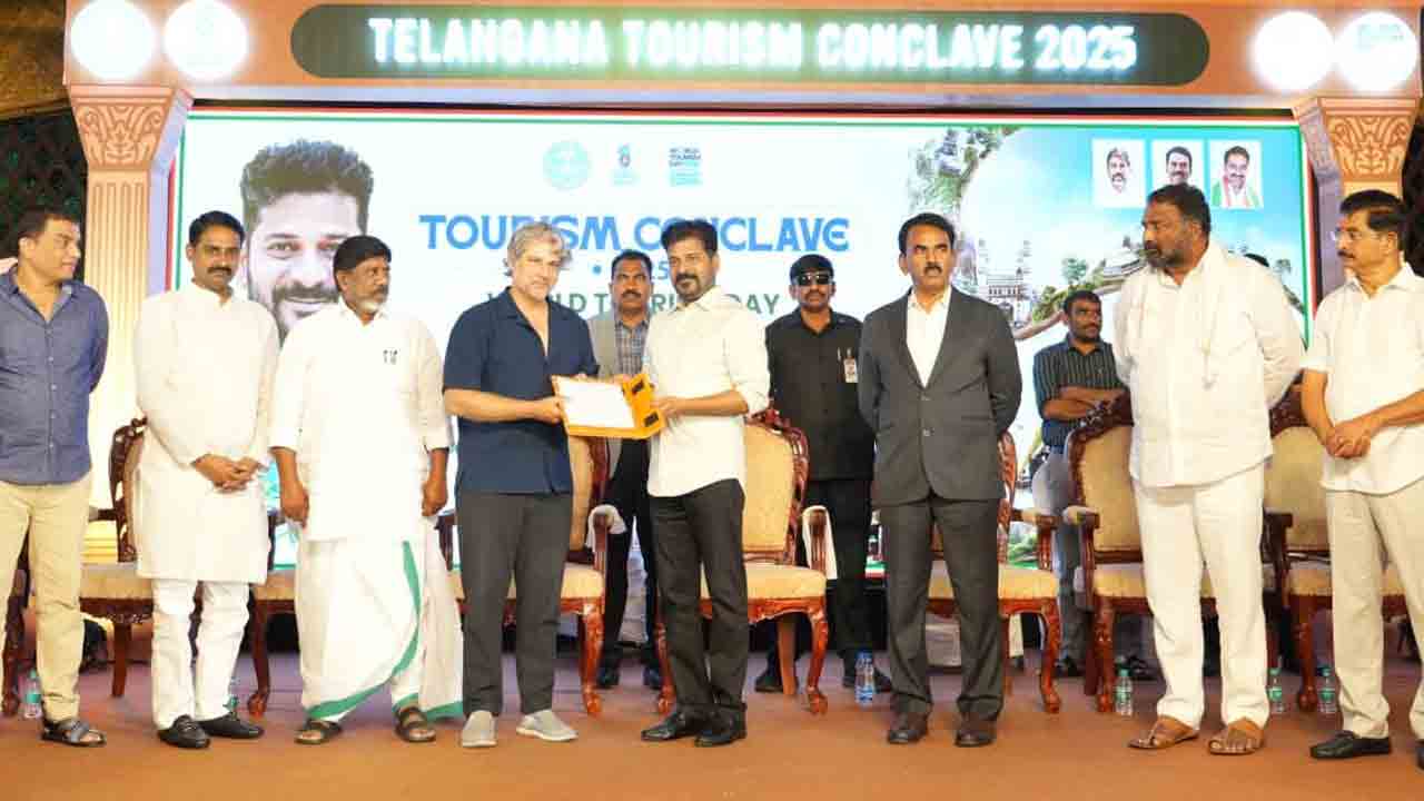 CM Revanth Reddy: హైదరాబాద్‌లో టూరిజం కాన్​‌క్లేవ్‌లో పాల్గొన్న సీఎం రేవంత్‌రెడ్డి
