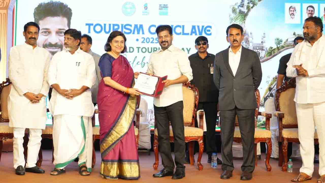 CM Revanth Reddy: హైదరాబాద్‌లో టూరిజం కాన్​‌క్లేవ్‌లో పాల్గొన్న సీఎం రేవంత్‌రెడ్డి