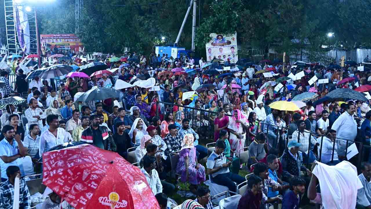 CM Revanth Reddy: సినీ కార్మికుల వెల్ఫేర్‌ ఫండ్‌లో ప్రభుత్వం రూ.10 కోట్లు డిపాజిట్‌: సీఎం రేవంత్  